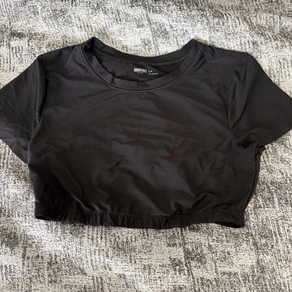 Smoothez By Aerie Black Crop Top Size Medium
NWOT - Picture 1 of 3